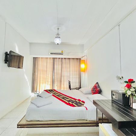 Sea Beach Paradise Patong 外观 照片