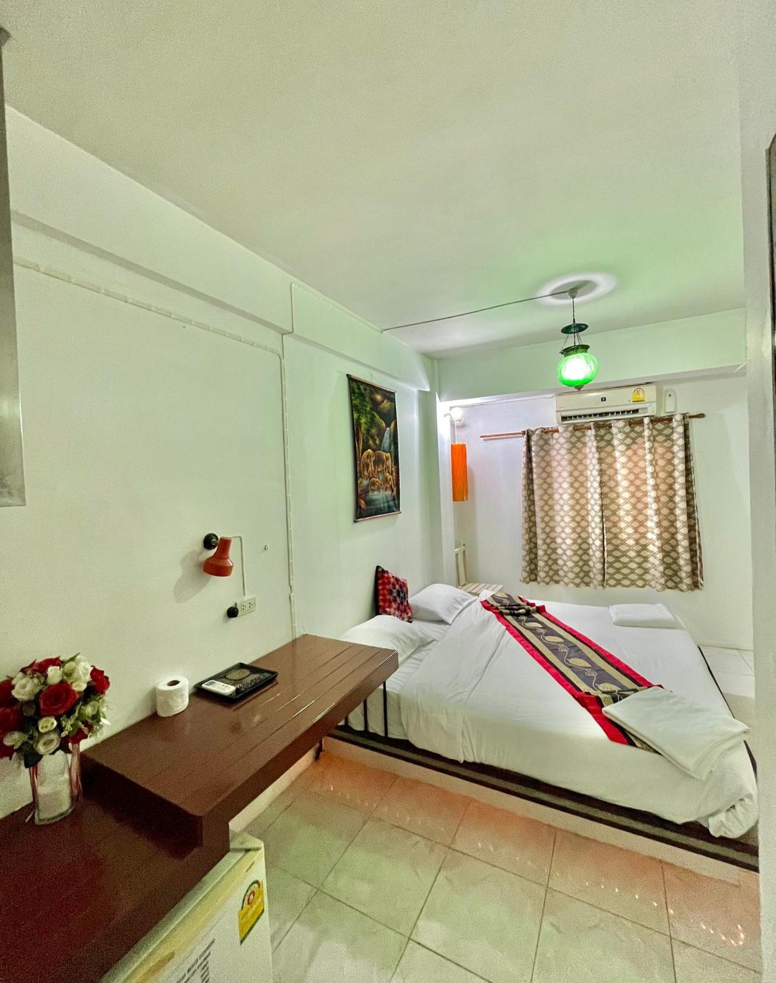 Sea Beach Paradise Patong 外观 照片