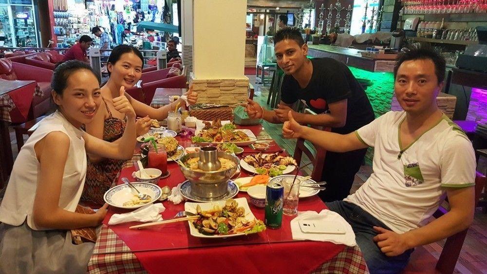 Sea Beach Paradise Patong 外观 照片